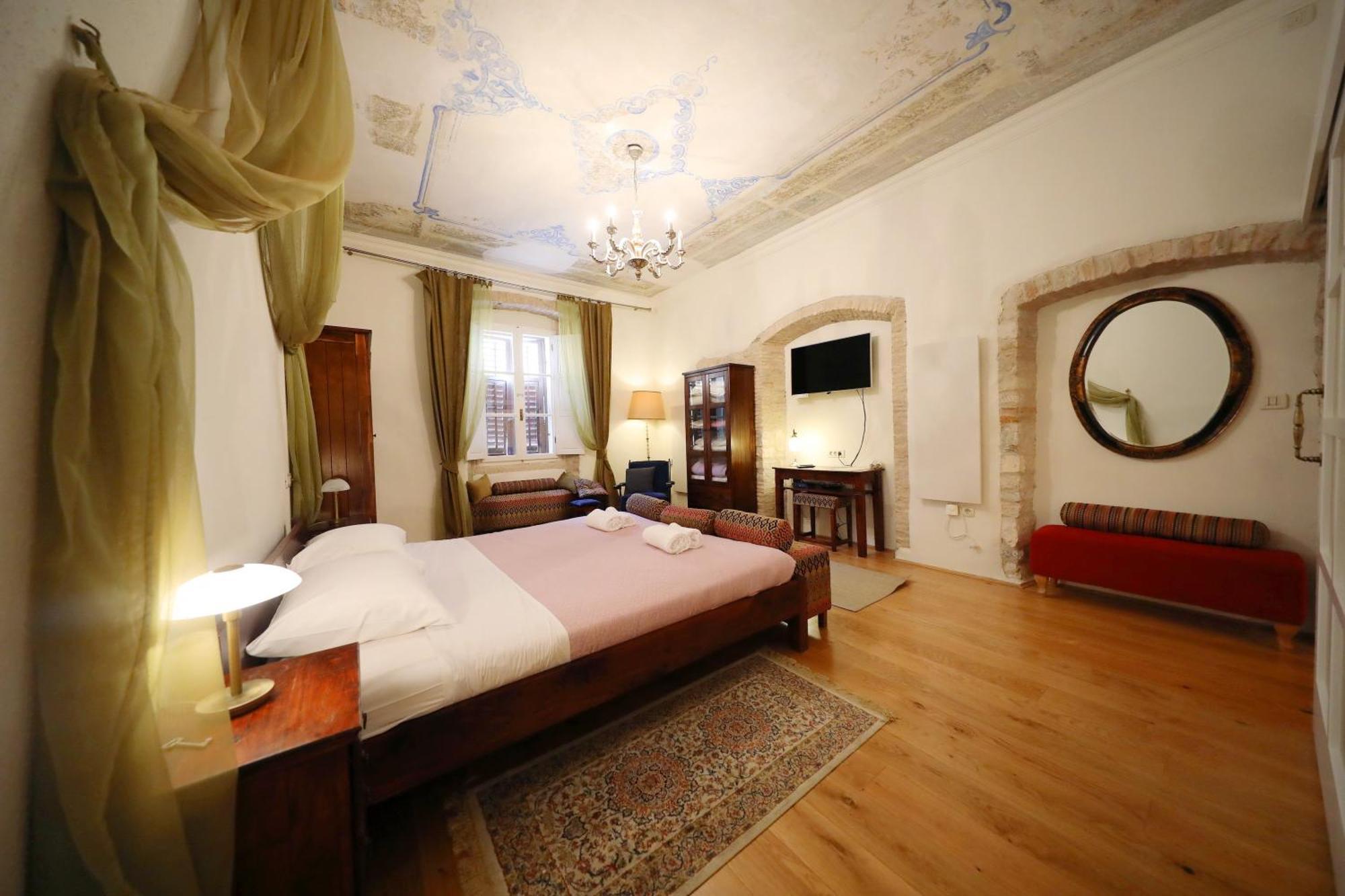 Apartament Petrizio Palace *