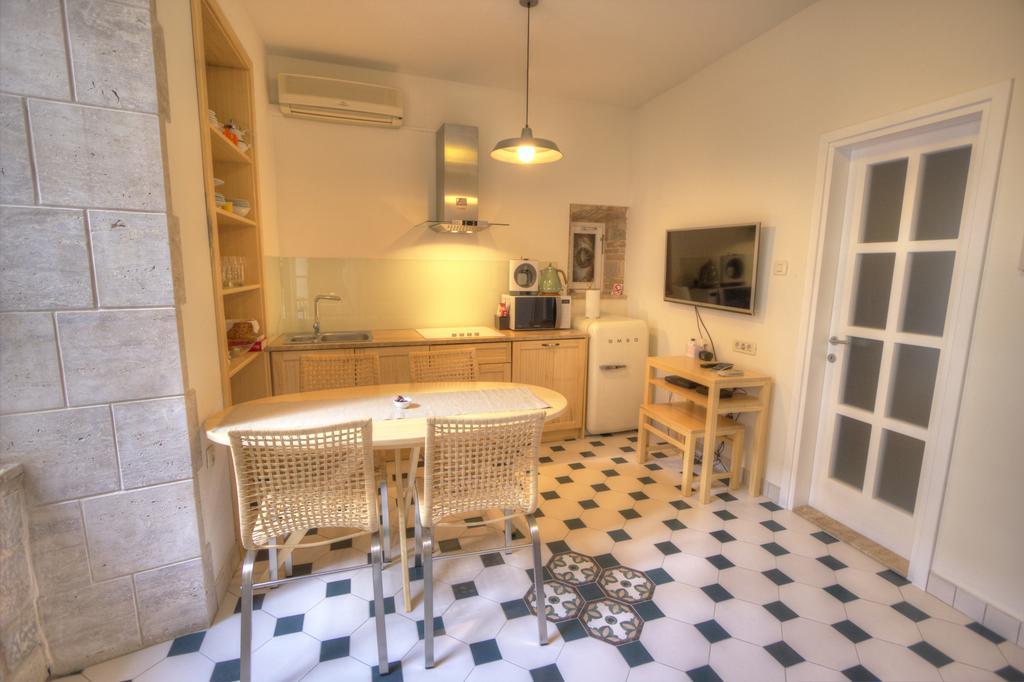 Petrizio Palace Apartament Zadar