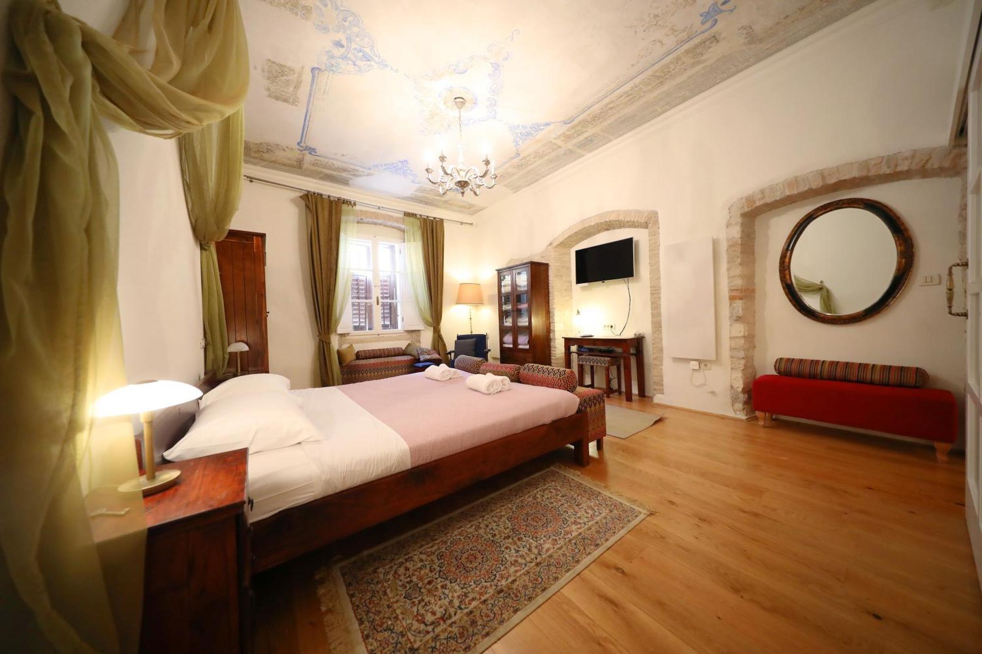Petrizio Apartment *